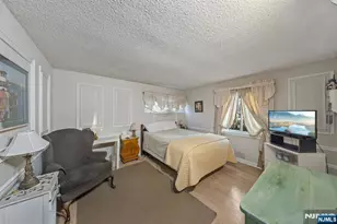 302 Howland Ave, River Edge, NJ 07661 - Photo 33