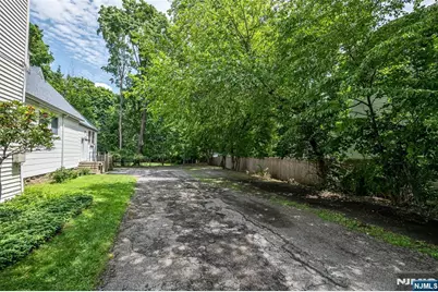 283 Harrington Avenue, Closter, NJ 07624 - Photo 11