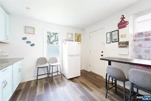 548 Tremont Ave, Orange, NJ 07050 - Photo 13