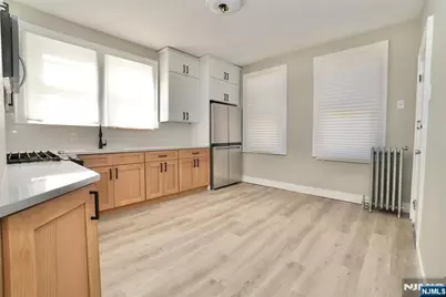 239 Orange Avenue, Irvington, NJ 07111 - Photo 25
