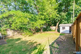 42 Meadow Ln, Bloomfield, NJ 07003 - Photo 31