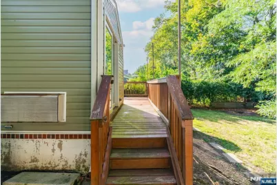 42 Meadow Lane, Bloomfield, NJ 07003 - Photo 37