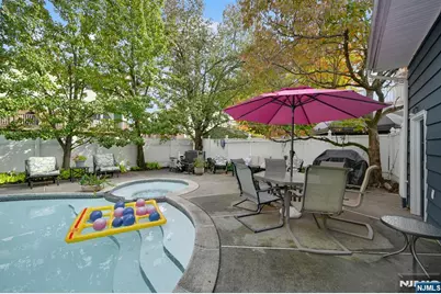 1061 Roosevelt Avenue, New Milford, NJ 07646 - Photo 49