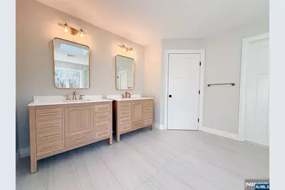 704 Orangeburgh, River Vale Township, NJ 07675 - Photo 25