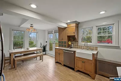 9 Winding Way, Woodcliff Lake, NJ 07677 - Photo 7