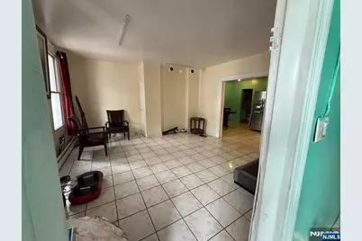 629 61st Street, West New York, NJ 07093 - Photo 3