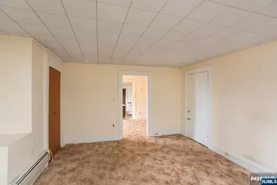 87 McWhorter Street, Newark, NJ 07105 - Photo 15