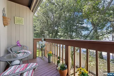 22 Cedarwood Terrace, Woodland Park, NJ 07424 - Photo 7