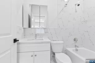 484 19th St, Newark, NJ 07103 - Photo 33