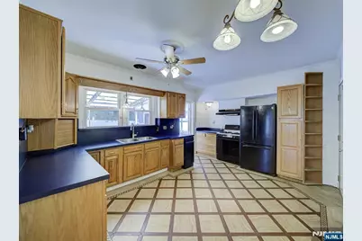 162 Belleville Turnpike, Kearny, NJ 07032 - Photo 3