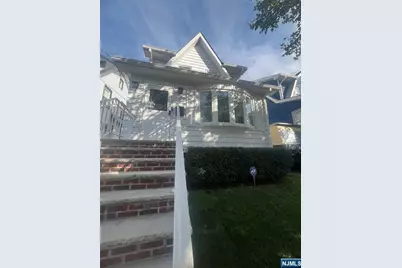 580 Oregon Avenue, Cliffside Park, NJ 07010 - Photo 5