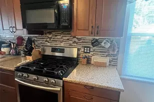 580 Oregon Ave, Cliffside Park, NJ 07010 - Photo 25