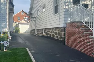 580 Oregon Ave, Cliffside Park, NJ 07010 - Photo 3