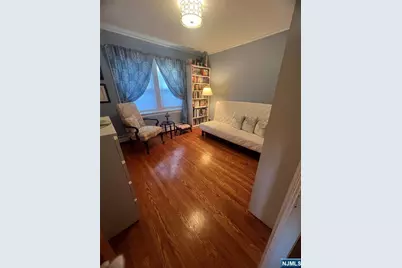 580 Oregon Avenue, Cliffside Park, NJ 07010 - Photo 35