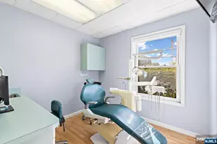 197 S Washington Ave, Bergenfield, NJ 07621 - Photo 11