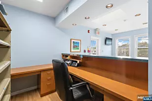 197 S Washington Ave, Bergenfield, NJ 07621 - Photo 7