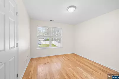 902 Spruce Street, Roselle, NJ 07203 - Photo 29