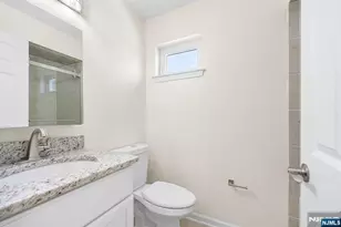 902 Spruce St, Roselle, NJ 07203 - Photo 35