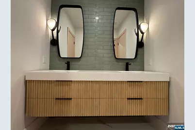 2 Maple Street, Englewood Cliffs, NJ 07632 - Photo 33