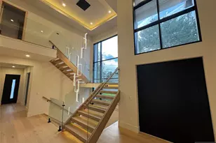 2 Maple St, Englewood Cliffs, NJ 07632 - Photo 3