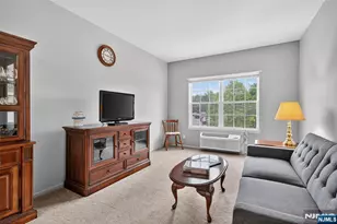 7308 Richmond Rd, West Milford, NJ 07480 - Photo 5