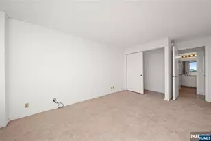 200 Old Palisade Road 23G, Fort Lee, NJ 07024 - Photo 25