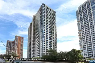 200 Old Palisade Road 23G, Fort Lee, NJ 07024 - Photo 33