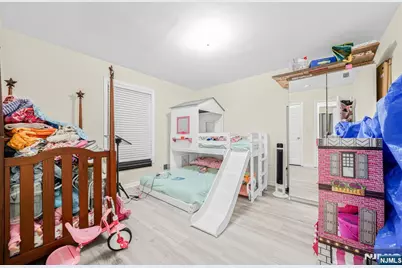 5 Charles Street, Lodi, NJ 07644 - Photo 27