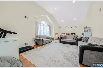 5 Charles Street, Lodi, NJ 07644 - Photo 3