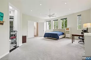 8 Vanderbilt Dr, Livingston, NJ 07039 - Photo 27