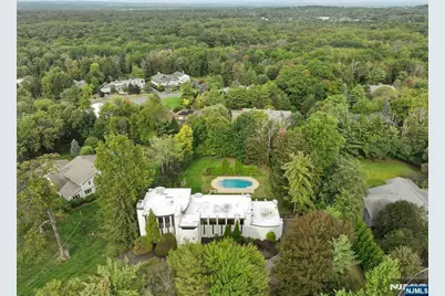 8 Vanderbilt Drive, Livingston, NJ 07039 - Photo 47