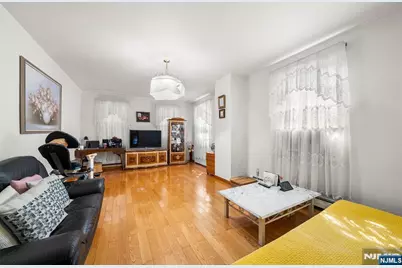 539 Bergen Boulevard, Ridgefield, NJ 07657 - Photo 19