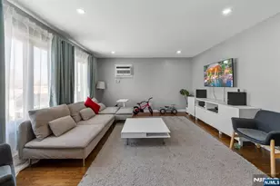 174 Maple St, Fairview, NJ 07022 - Photo 5