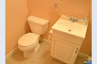 108 Greene Avenue, Totowa, NJ 07512 - Photo 19