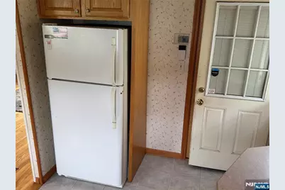 108 Greene Avenue, Totowa, NJ 07512 - Photo 7