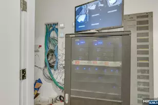 1238 River Rd, Edgewater, NJ 07020 - Photo 41