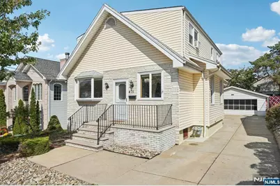 471 Harding Avenue, Lyndhurst Township, NJ 07071 - Photo 3