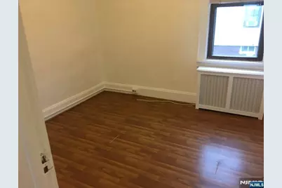 82 Westervelt Place, Lodi, NJ 07644 - Photo 17