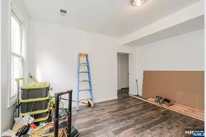 16 Alexander Street, Newark, NJ 07106 - Photo 9