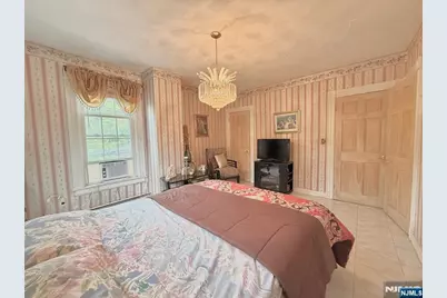 33 W Newell Avenue, Rutherford, NJ 07070 - Photo 33