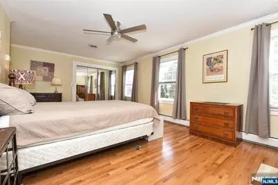 243 Cleveland Avenue, Hasbrouck Heights, NJ 07604 - Photo 19