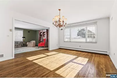 645 Cambridge Road, Paramus, NJ 07652 - Photo 7