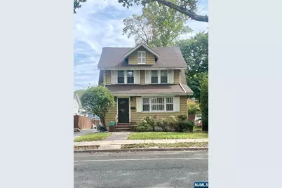 857 Garrison Avenue, Teaneck Township, NJ 07666 - Photo 3