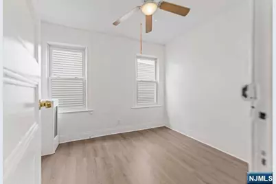 176 N 16th Street, East Orange, NJ 07017 - Photo 17