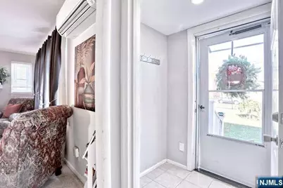 1163 Burnet Avenue, Union Township, NJ 07083 - Photo 3