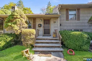 18 Chestnut Pl, Ho Ho Kus, NJ 07423 - Photo 35