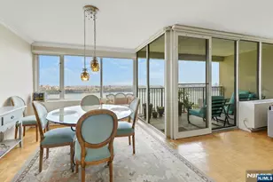 6 Horizon Road 2207, Fort Lee, NJ 07024 - Photo 17