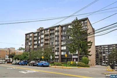 9060 Palisade Avenue 308 #308, North Bergen, NJ 07047 - Photo 15