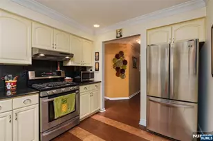 7 New Bedford Road H, West Milford, NJ 07480 - Photo 13