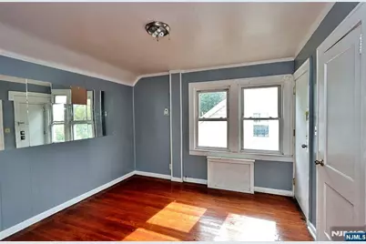 207-209 Hansbury Avenue, Newark, NJ 07112 - Photo 11